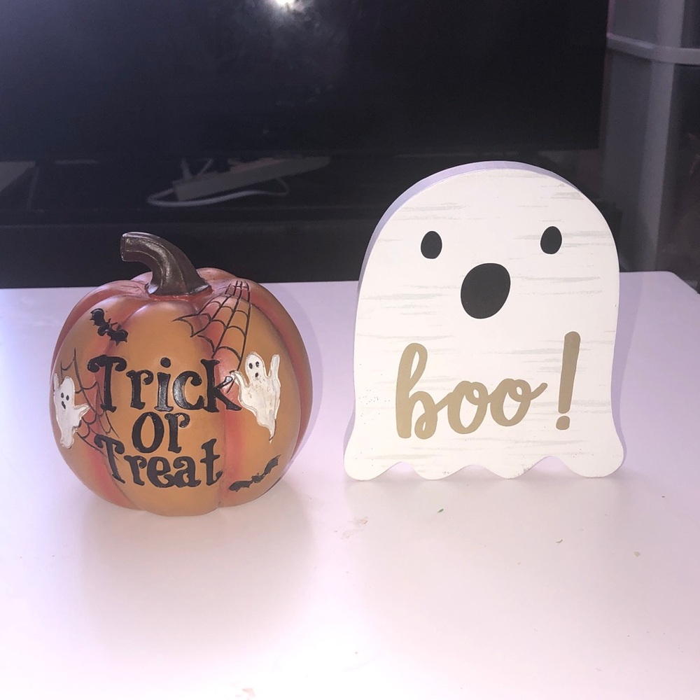 🎃 Trick Or Treat Pumpkin with Boo! Ghost Halloween Decor